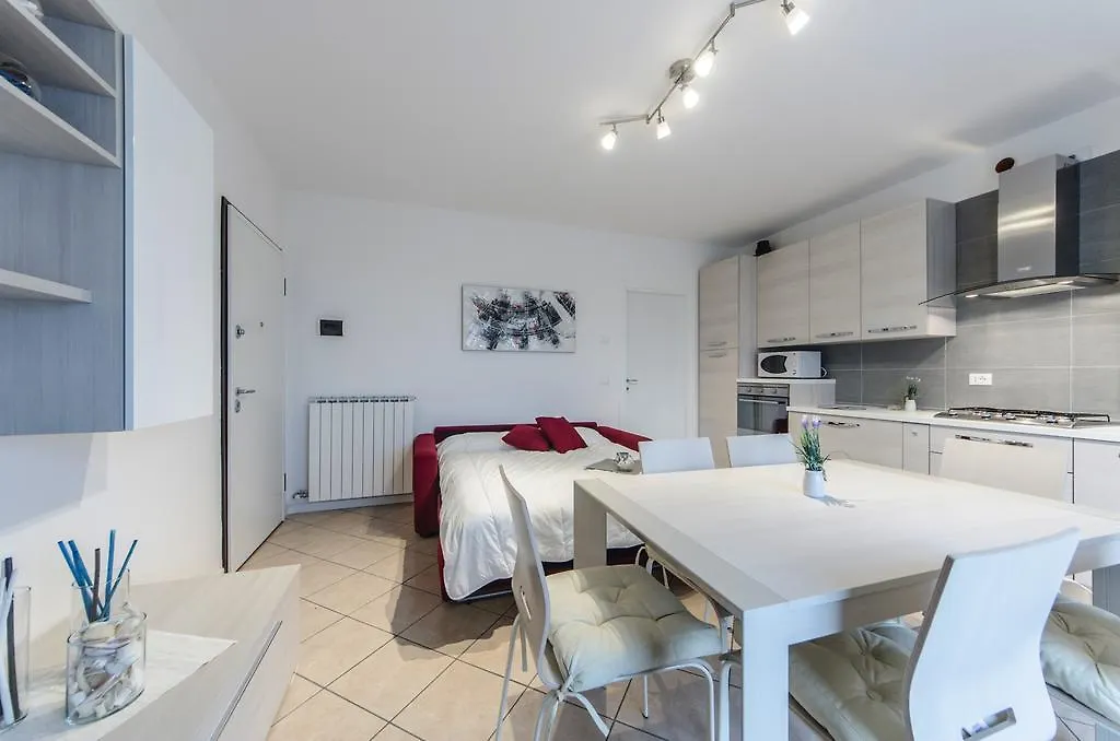 Residence Villaggio Dei Fiori Con Piscina E Posto Spiaggia Incluso カオルレ イタリア
