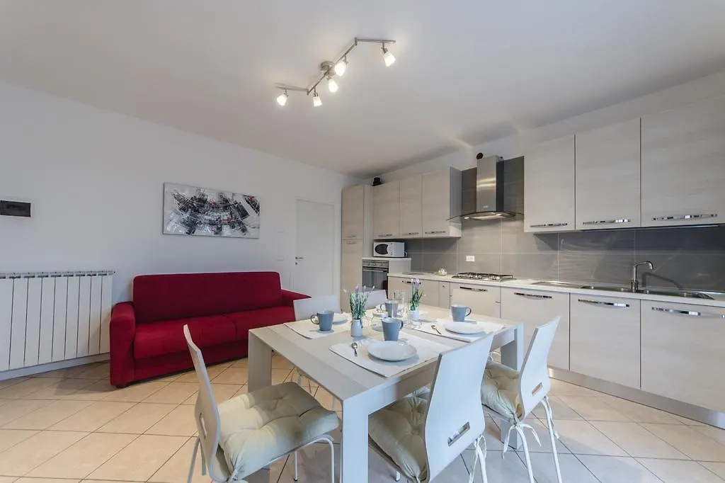 Residence Villaggio Dei Fiori Con Piscina E Posto Spiaggia Incluso カオルレ
